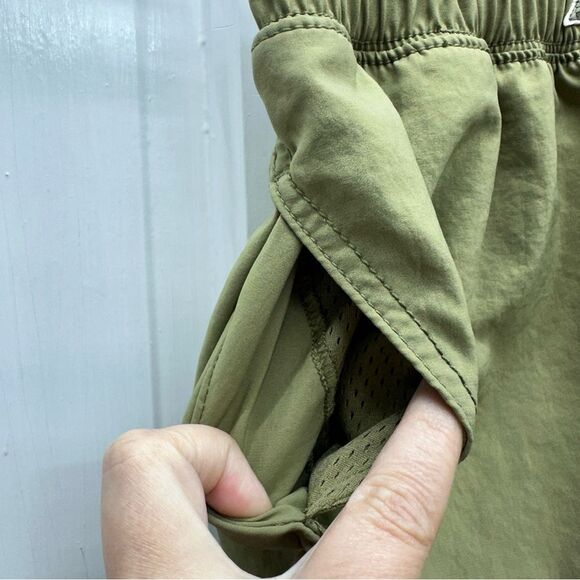 Free People Movement army green athletic running shorts women's xs with pockets - Picture 4 of 5